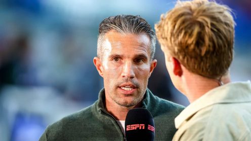 Robin van Persie expects to be shunned by Arsenal, with Man Utd move meaning ‘door is closed’