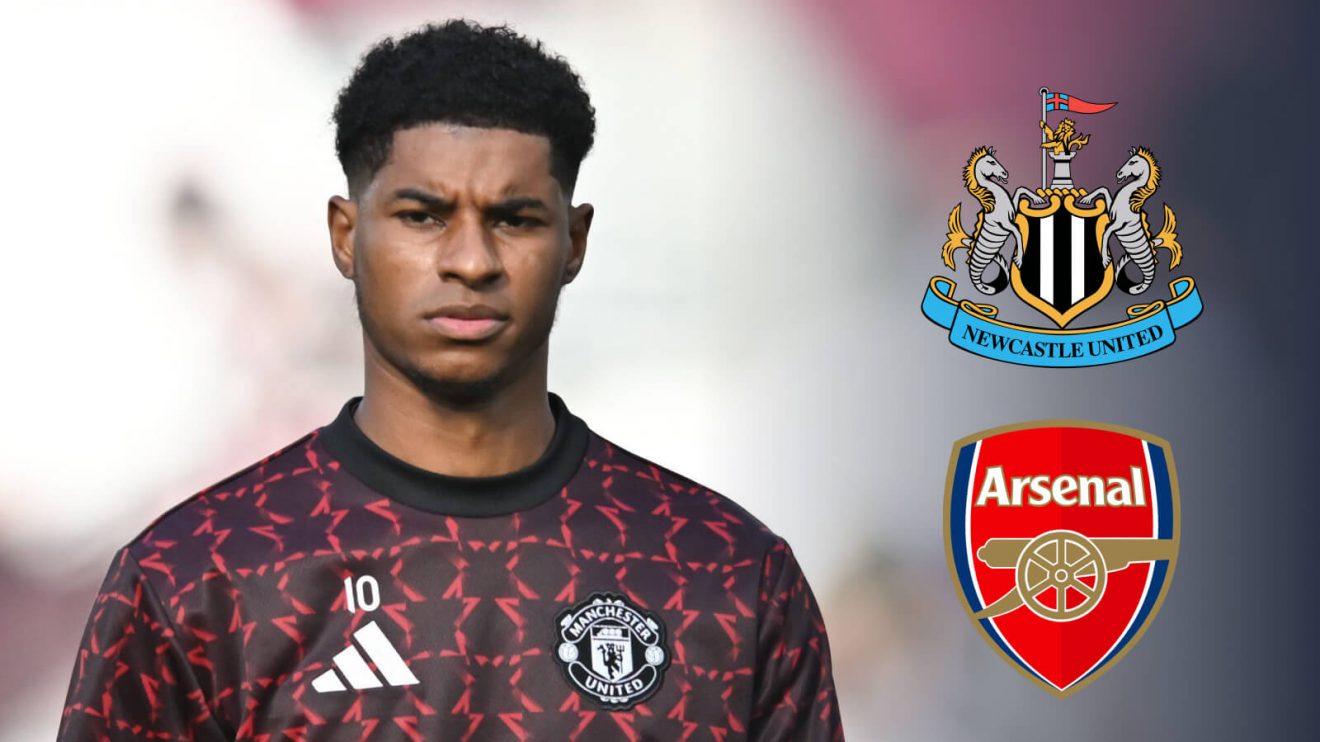Marcus Rashford with Newcastle and Arsenal badges
