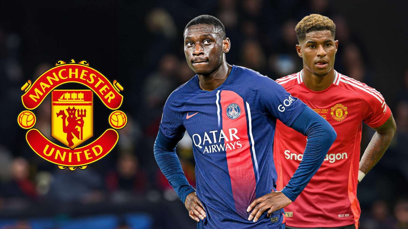 Randal Kolo Muani and Marcus Rashford with the Man Utd badge