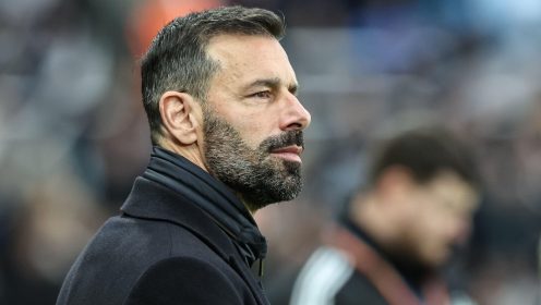 Man Utd players of interest to Van Nistelrooy despite just eight-point gap: ‘Looking at my network’