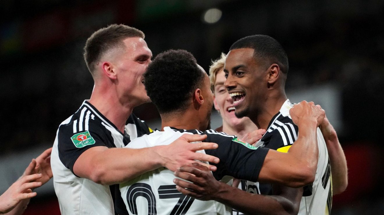 Arsenal Newcastle United Isak