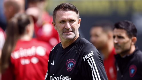 Keane appointed head coach of Ferencvaros after talks with Championship duo