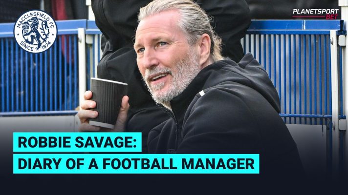 Macclesfield manager Robbie Savage