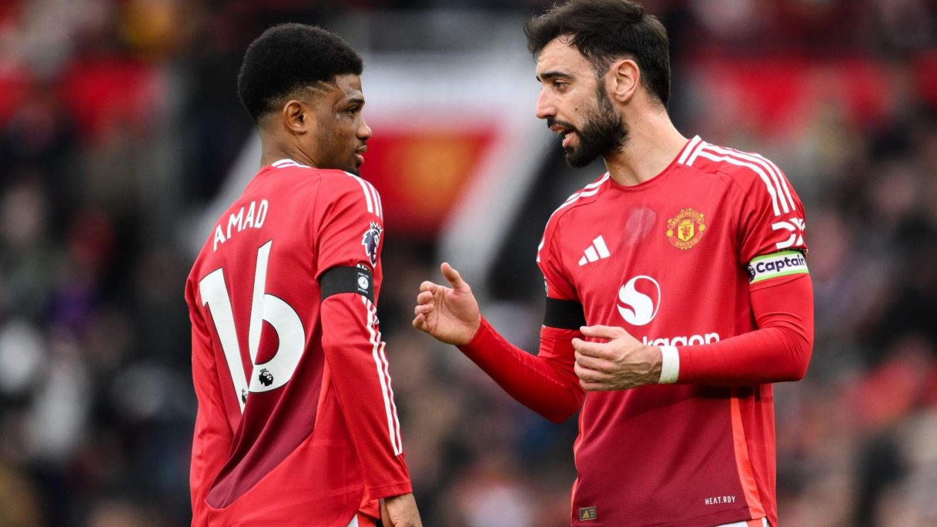 Man Utd duo Amad Diallo and Bruno Fernandes during a match