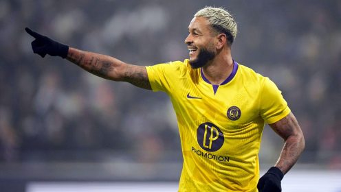 ‘Completely devastated’ striker reveals agony over Man Utd transfer collapse after £25m bid