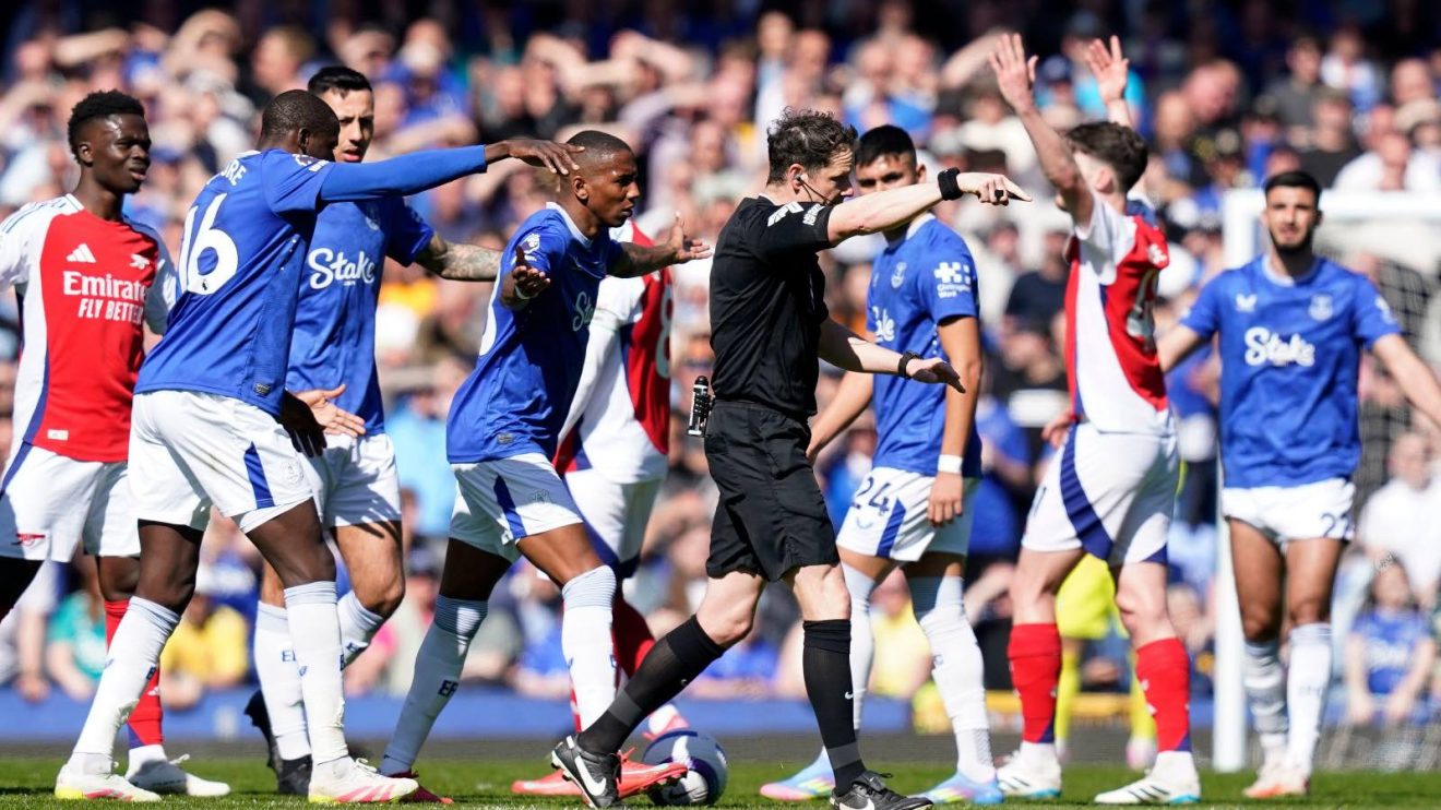 Darren England referee