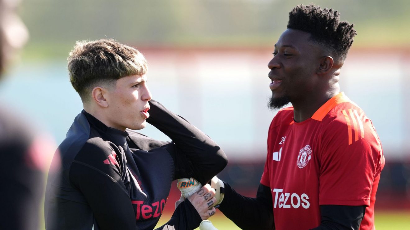 Manchester United players Alejandro Garnacho and Andre Onana in training