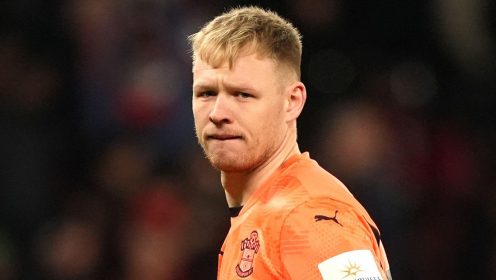 Aaron Ramsdale at centre of transfer tug-of-war as Man Utd and Leeds circle