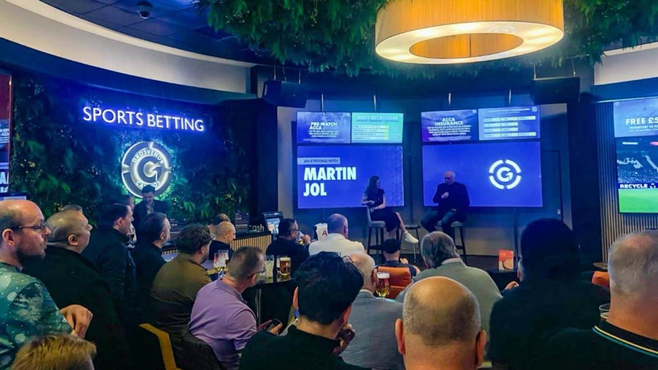 Martin Jol speaking at Grosvenor Casino Luton’s Sports Betting Lounge with Kate Mason