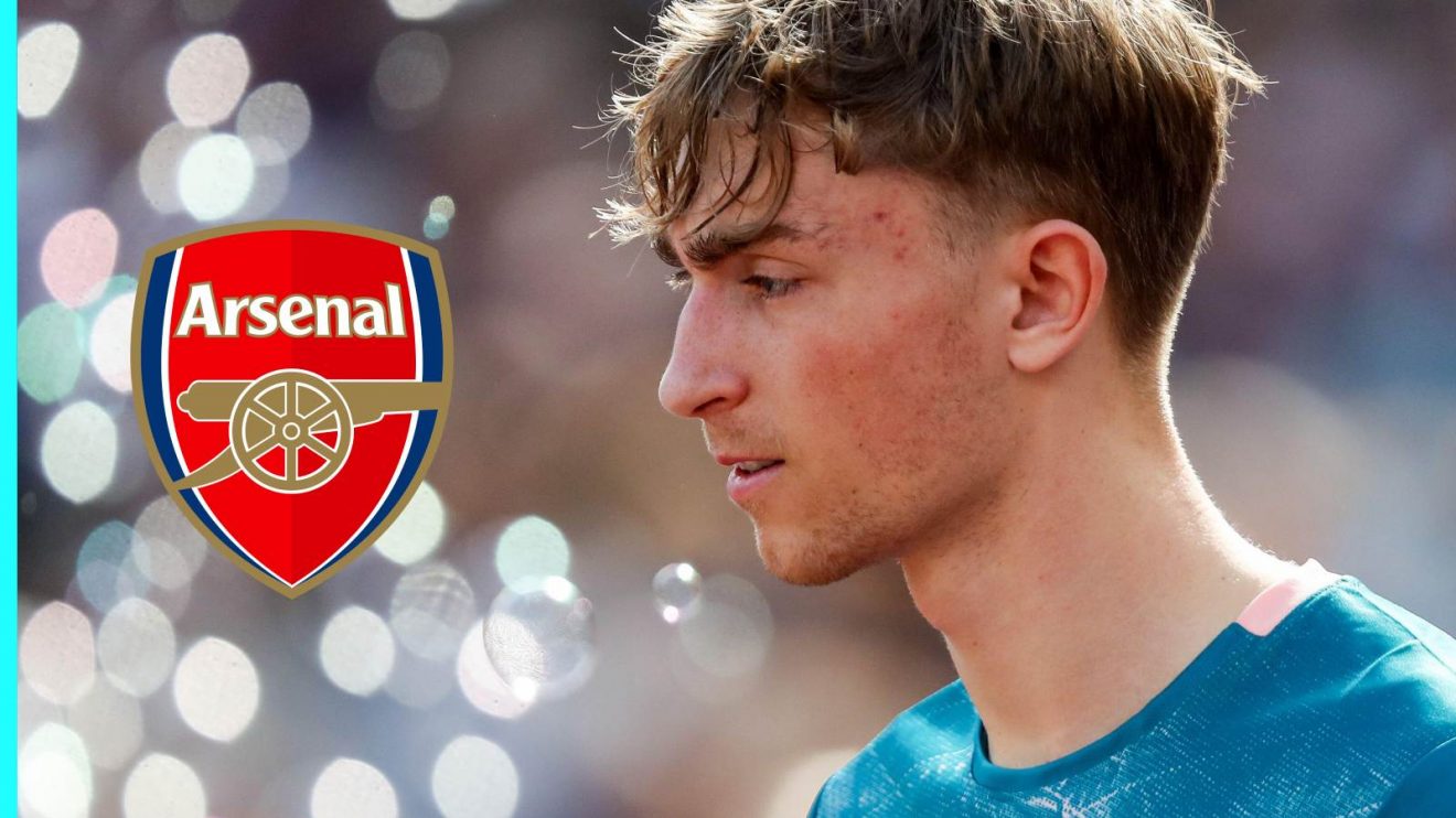 Bournemouth defender Dean Huijsen with the Arsenal badge