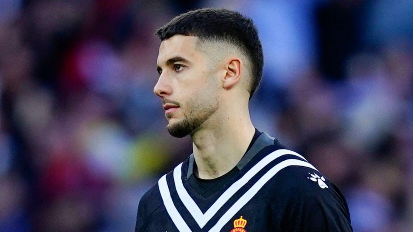 Espanyol goalkeeper Joan Garcia