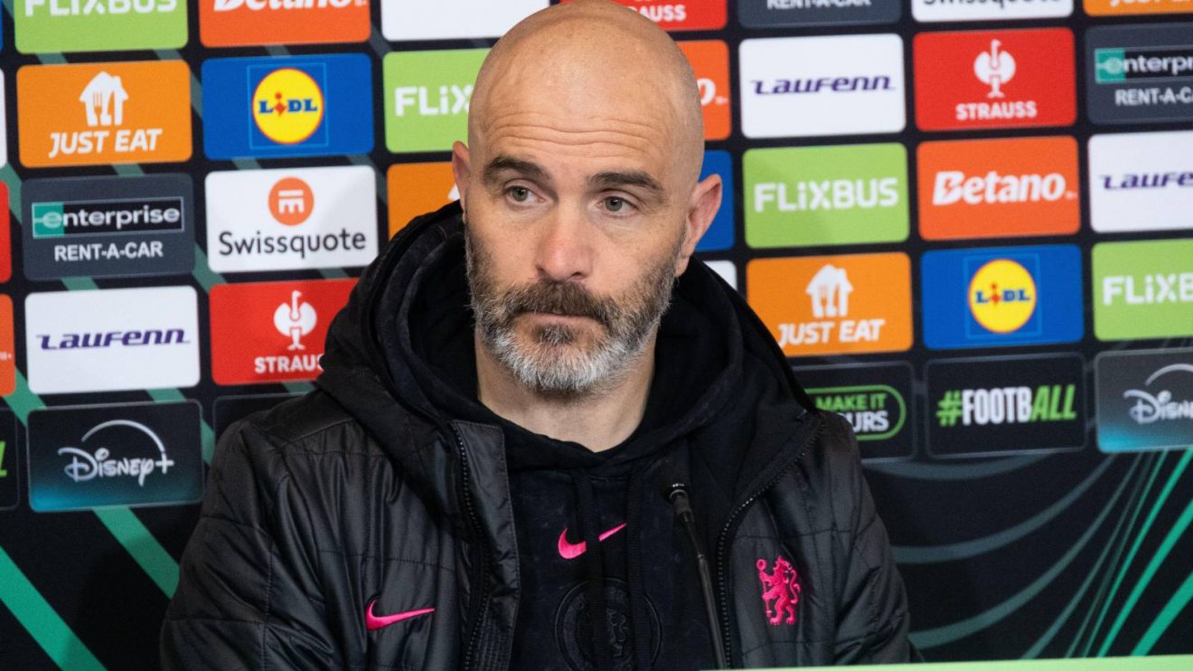 Chelsea head coach Enzo Maresca