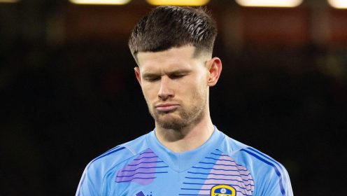 Leeds United given push to sign PL star to replace Meslier with target  ‘too good not to be playing’