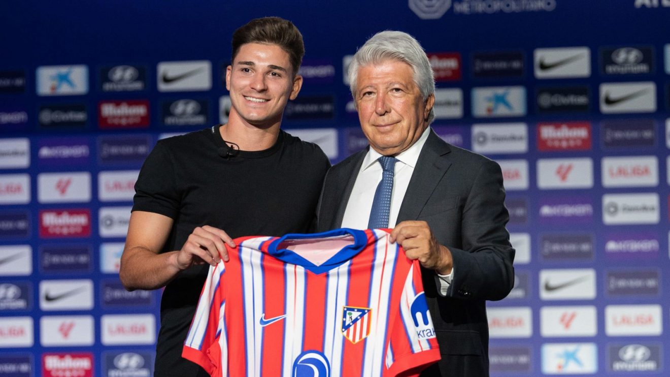Arsenal and Liverpool target Julian Alvarez with Atletico Madrid president Enrique Cerezo