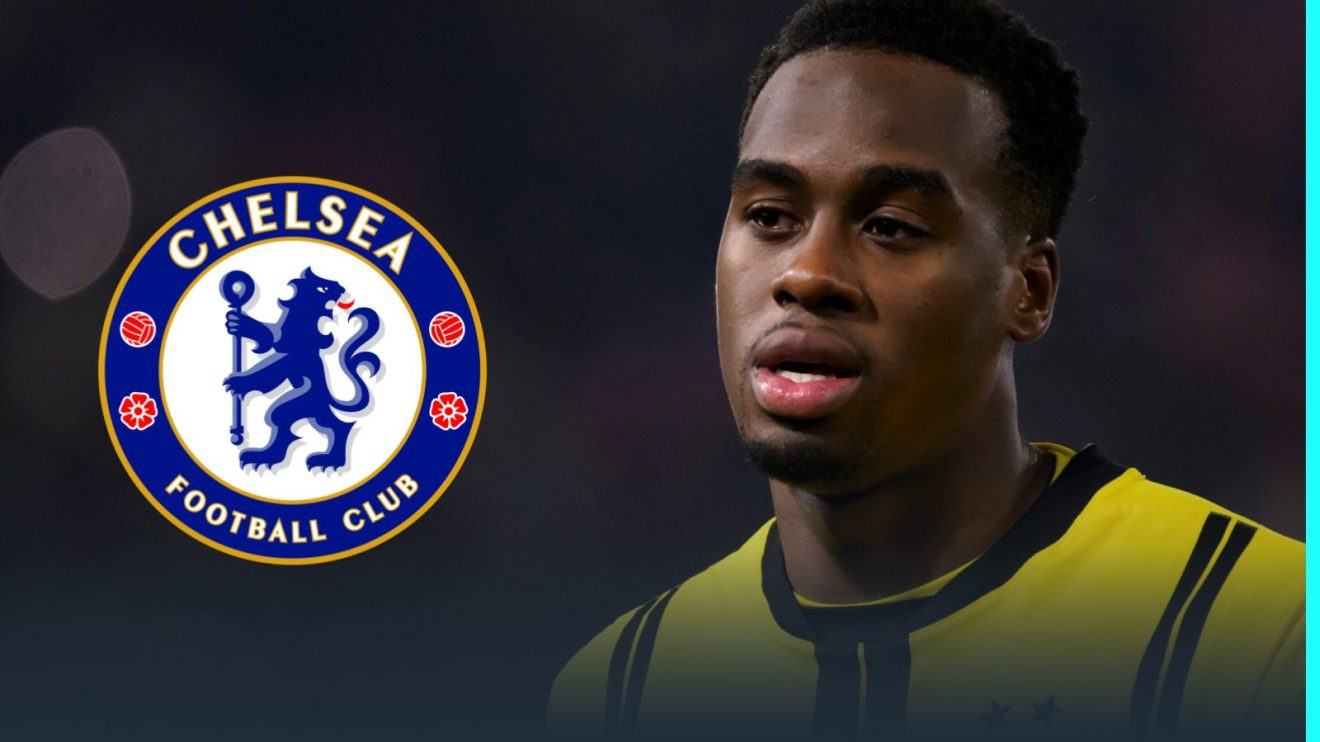 Jamie Gittens with the Chelsea badge