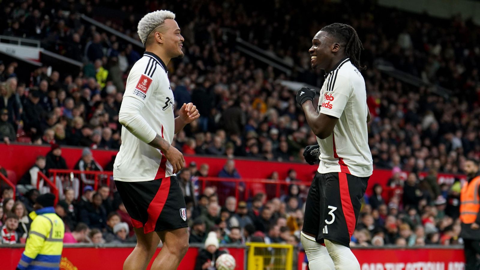 Leeds told to pay 'record' fee after PL rivals 'reject offer'; given ...