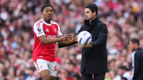 Arsenal offer £40m star six-year deal to gazump Chelsea as Lewis-Skelly change mooted