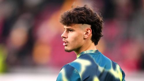 Andy Gray wonders if Liverpool ‘too big’ for Milos Kerkez after Atletico Madrid blunder