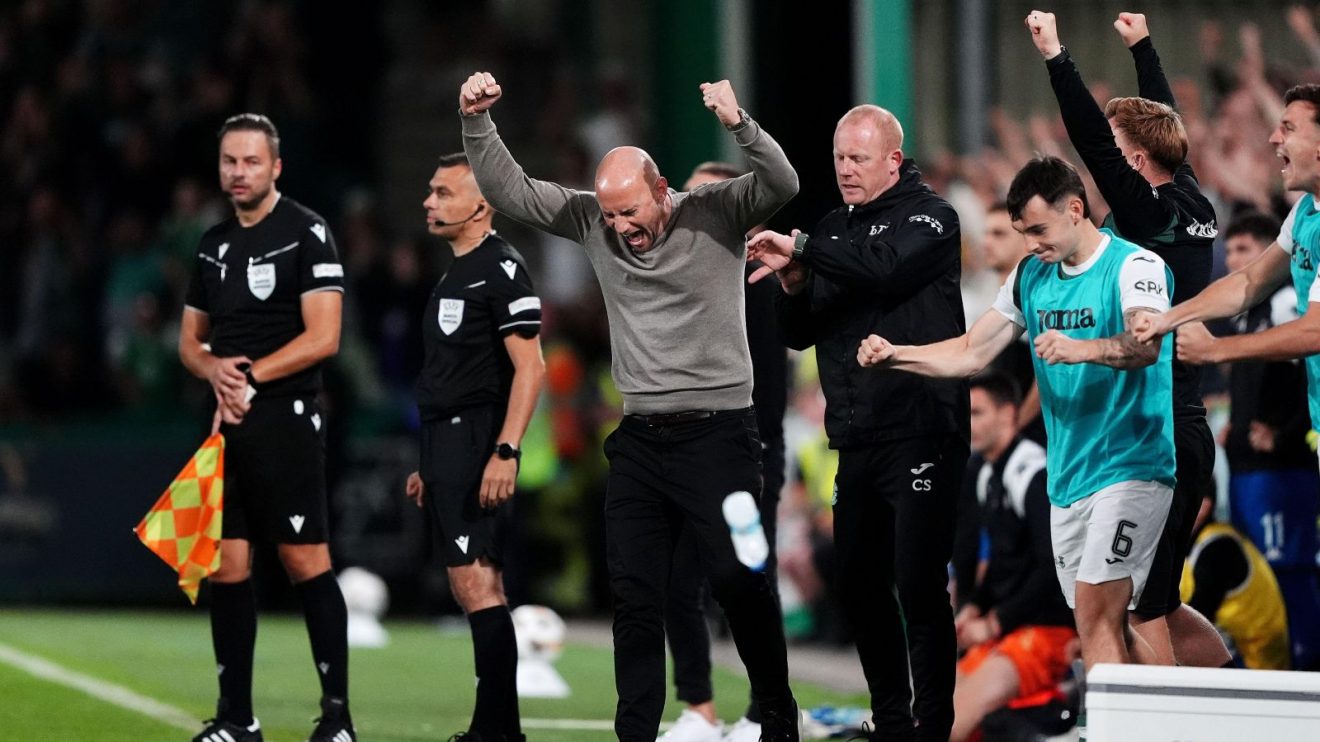 Hibs celebrate victory
