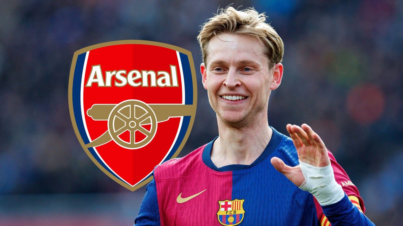 Barcelona midfielder Frenkie de Jong with the Arsenal badge