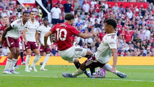 Ex-PGMOL chief gives Man Utd penalty verdict vs Arsenal as ‘loose’ referee slammed