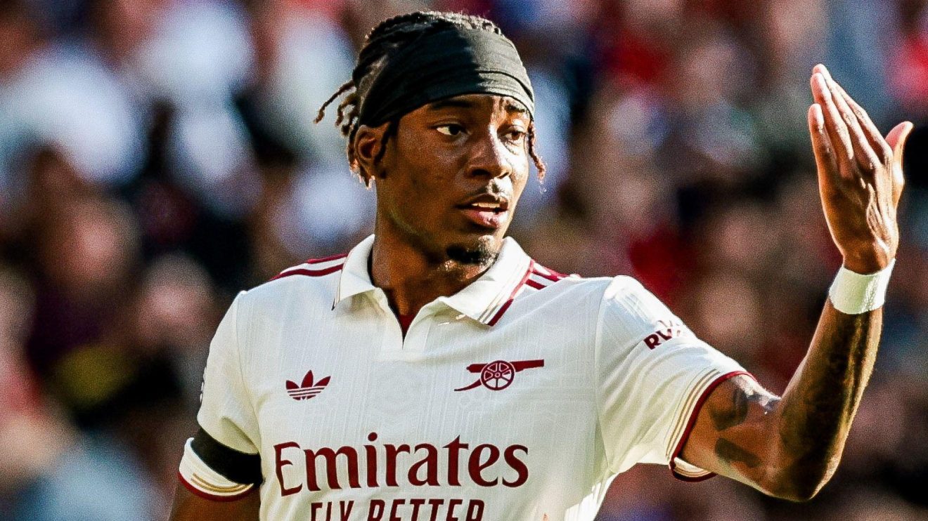 Noni Madueke makes his Arsenal debut against Man Utd.