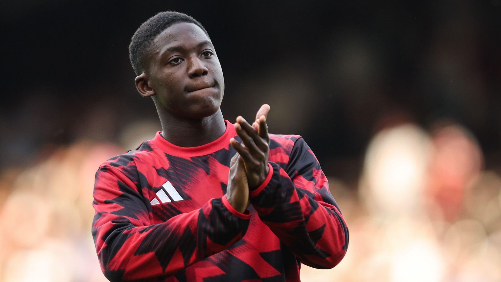 Kobbie Mainoo applauds fans