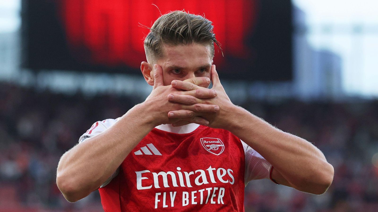 Viktor Gyokeres scores for Arsenal in Premier League