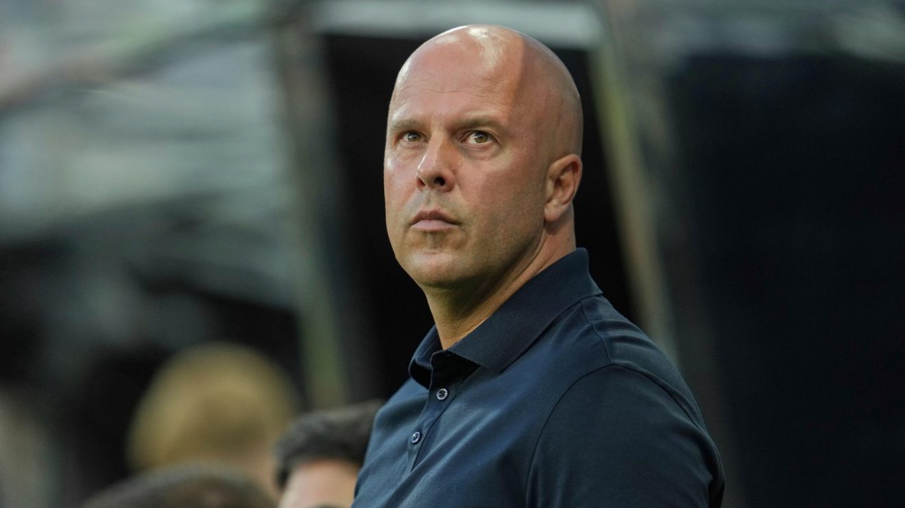 Liverpool boss Arne Slot