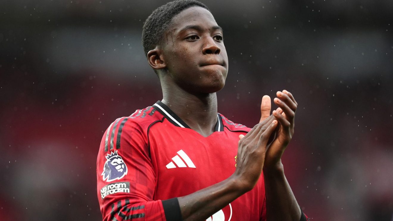 Manchester United midfielder Kobbie Mainoo applauds the fans
