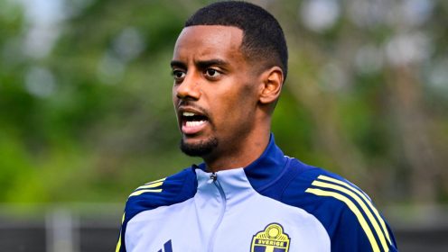 Chelsea £55m signing ‘better deal’ than Isak to Liverpool: ‘Not twice the player’