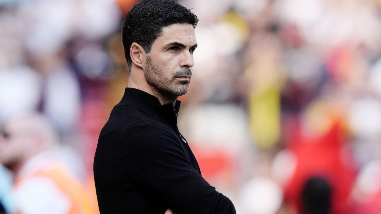 Arsenal manager Mikel Arteta looks on during a match