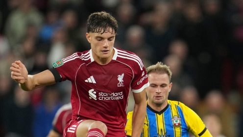 Arne Slot gives Giovanni Leoni update after horror injury for Liverpool star as ACL suspicions emerge
