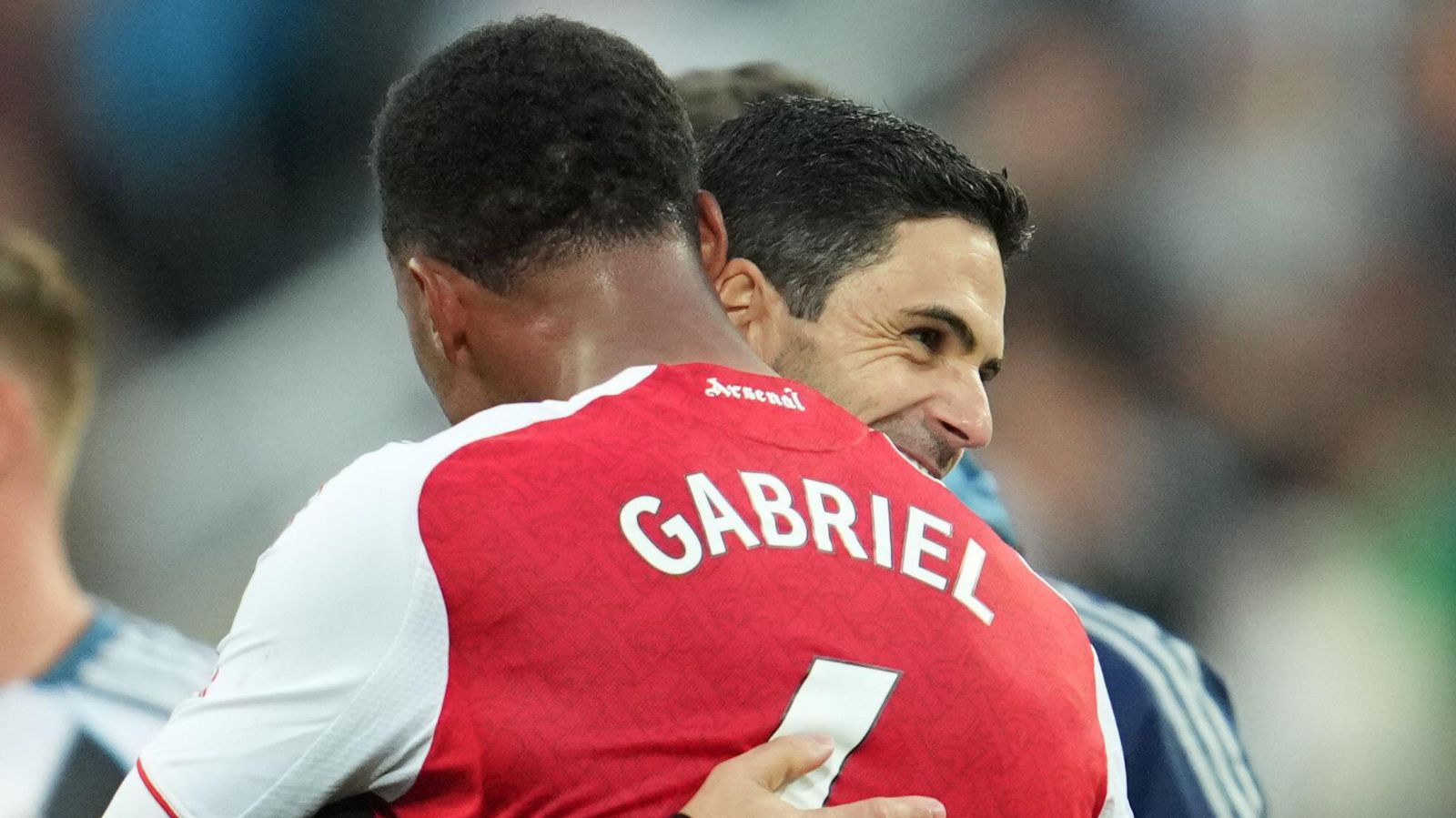 Arsenal manager Mikel Arteta and Gabriel