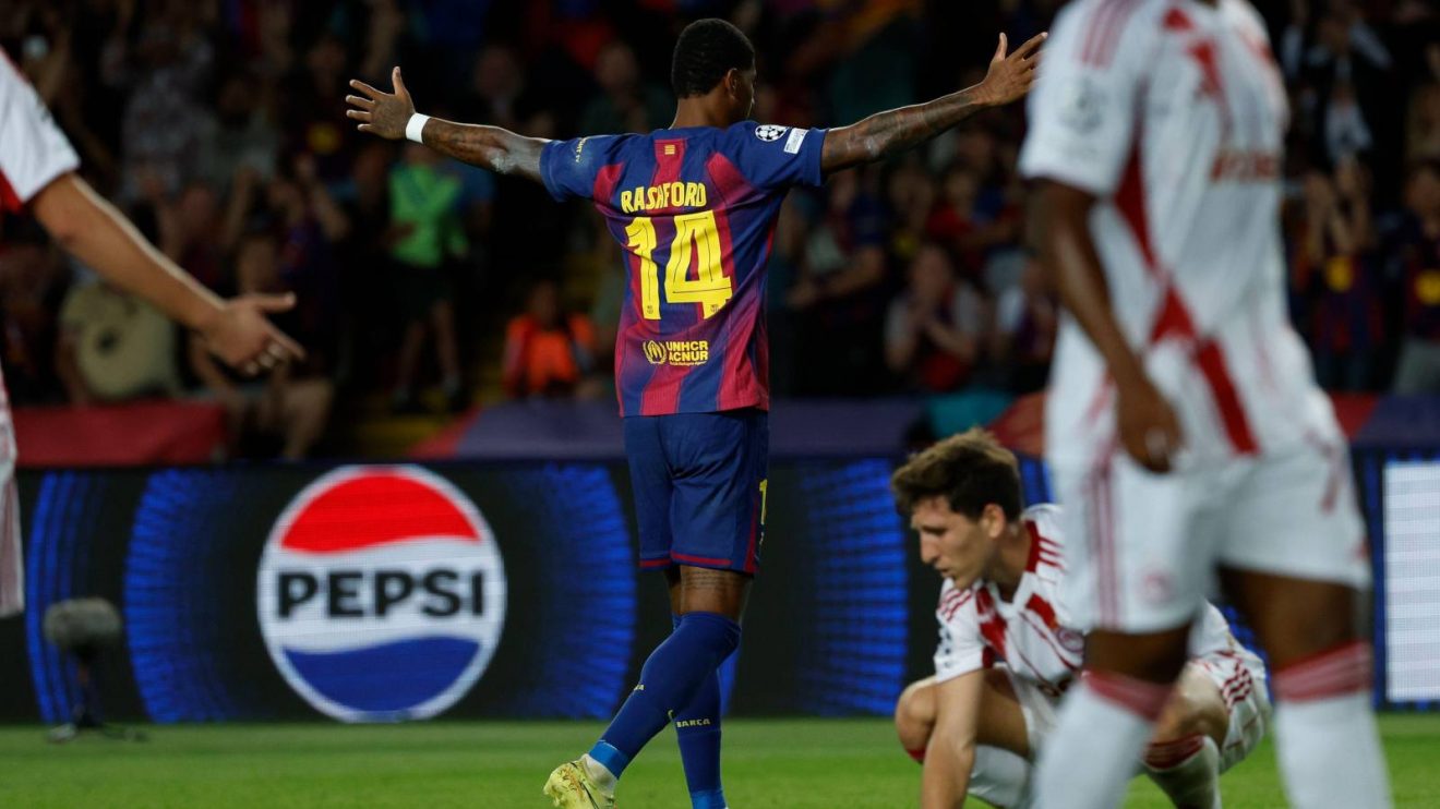 Marcus Rashford celebrates his goal