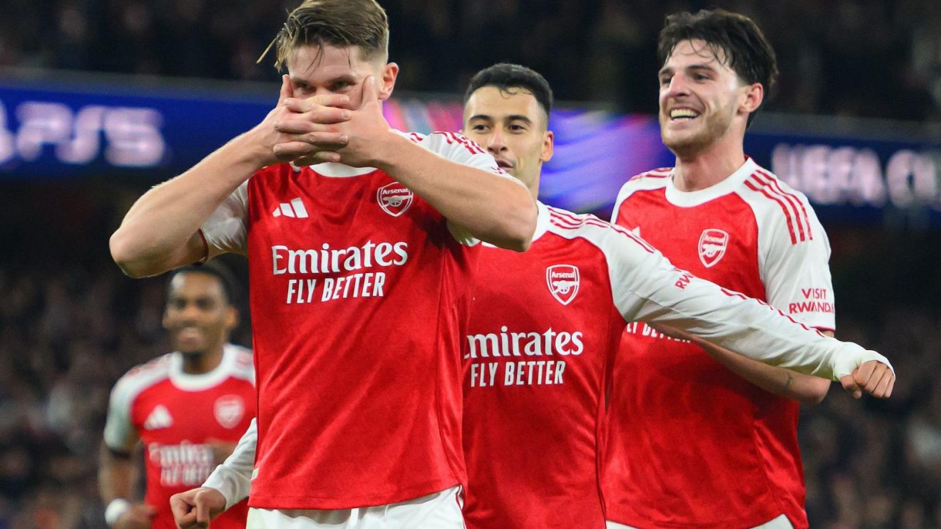 Arsenal striker Viktor Gyokeres celebrates his goal