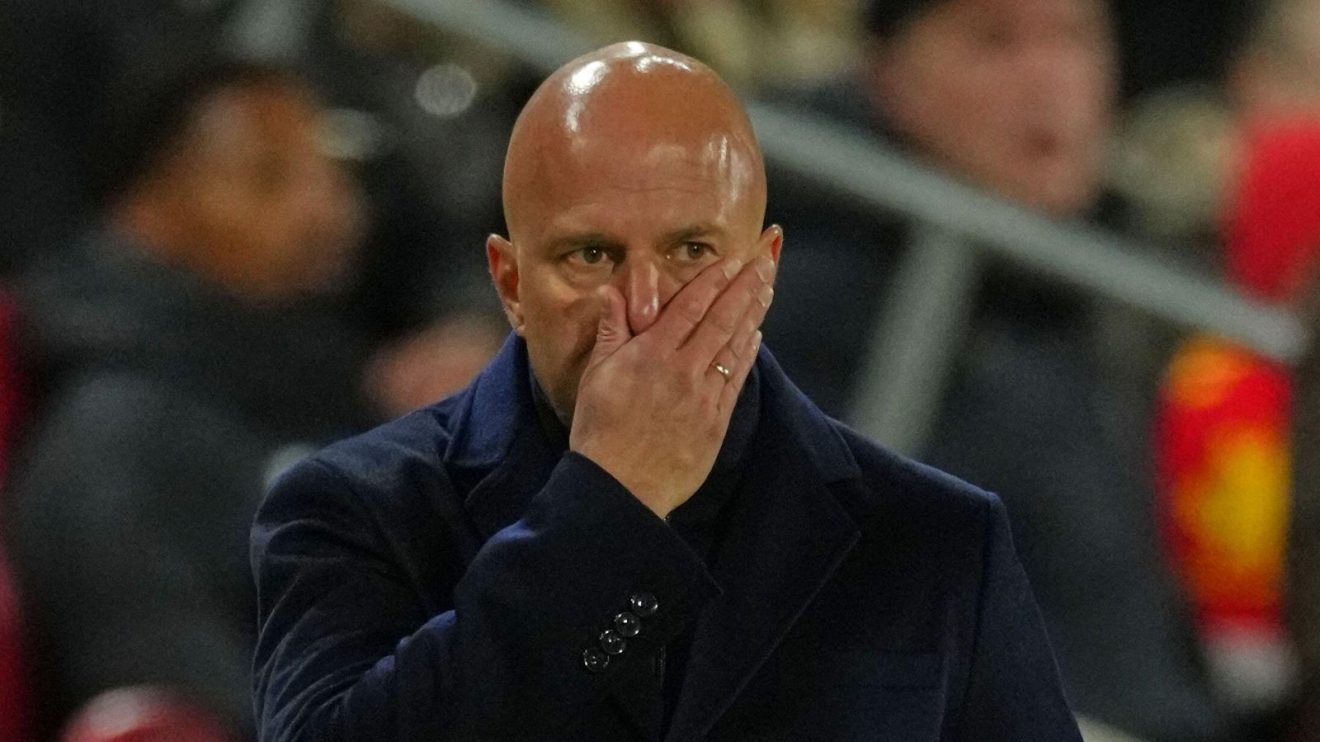 Liverpool boss Arne Slot