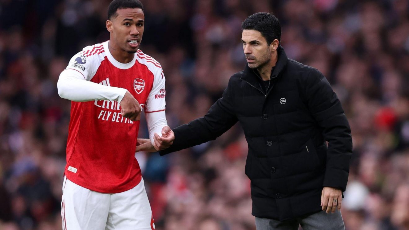 Arsenal manager Mikel Arteta and Gabriel during a match