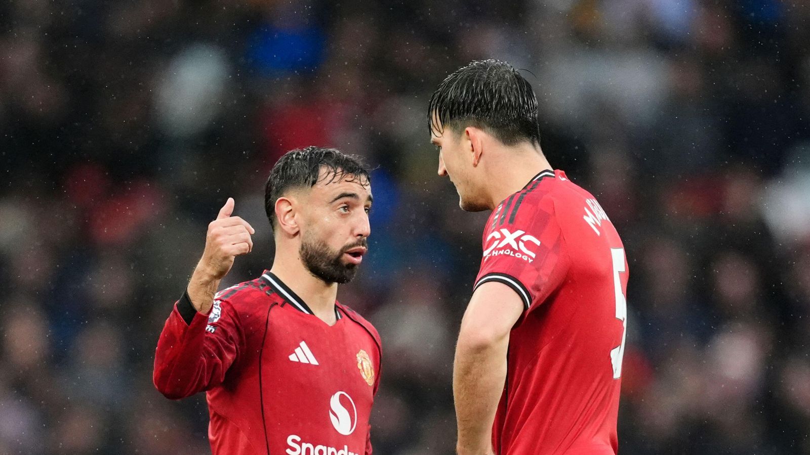 Bruno Fernandes Harry Maguire Man Utd F365 3