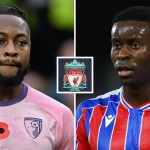 Two top Liverpool transfer targets ‘worried’ by Salah crisis with ’emergency meeting’ underway