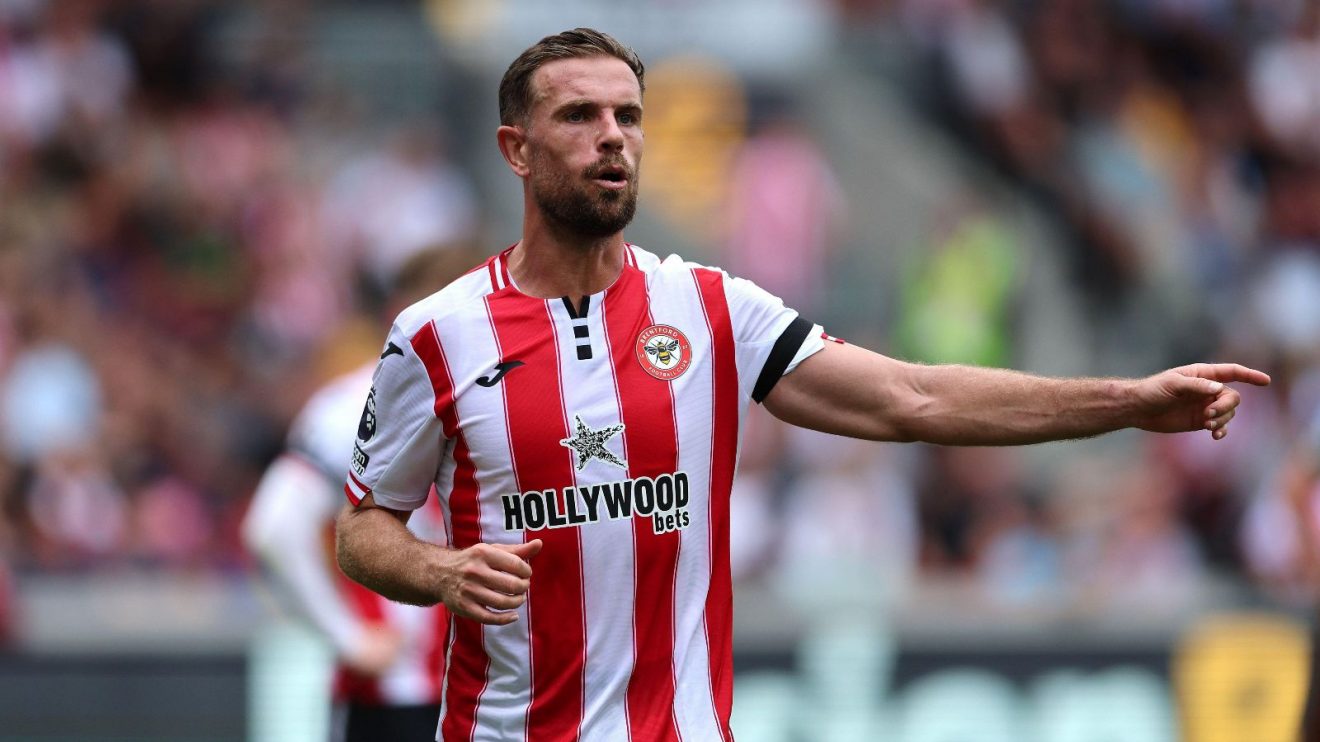 Brentford star Jordan Henderson, who is a Chelsea target - copyright F365