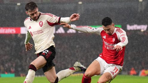 Liverpool: Slot reveals Bradley injury update as he ‘fears the worst’ after Martinelli clash