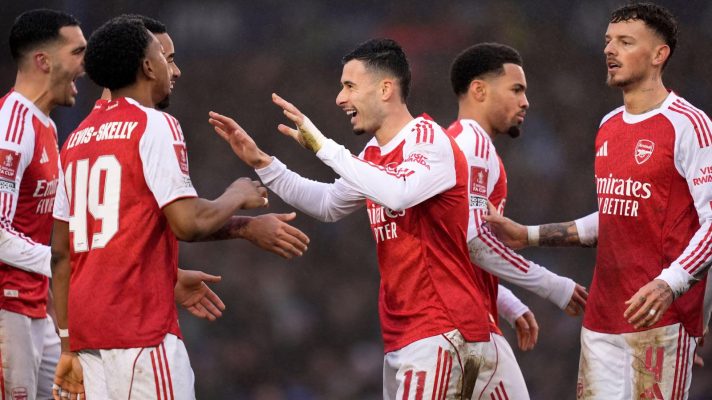 Arsenal winger Gabriel Martinelli celebrates his goal