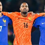 Liverpool target ‘waiting on’ Reds or Real Madrid amid Bayern standoff: ‘Contract is ready’