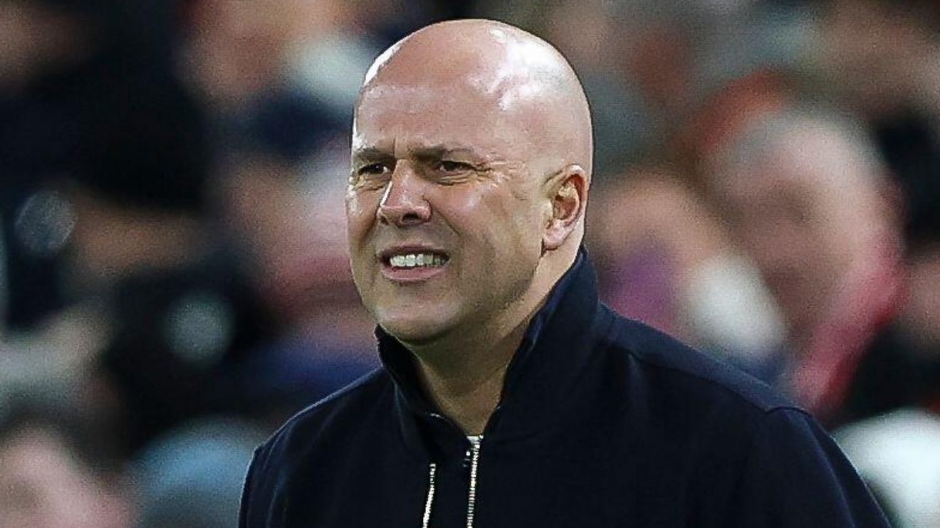 Liverpool head coach Arne Slot