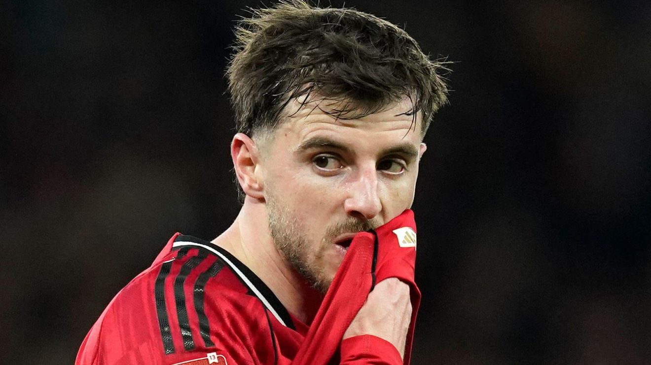 Man Utd midfielder Mason Mount during a game