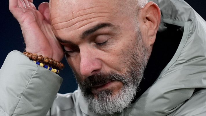 Chelsea coach Enzo Maresca