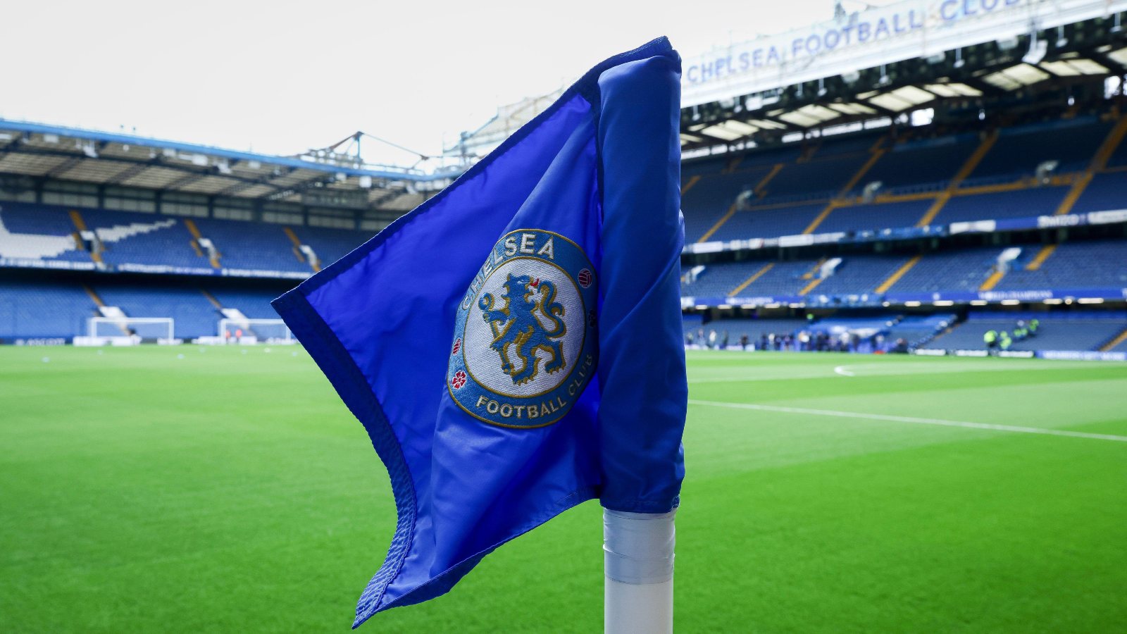 Chelsea corner flag F365