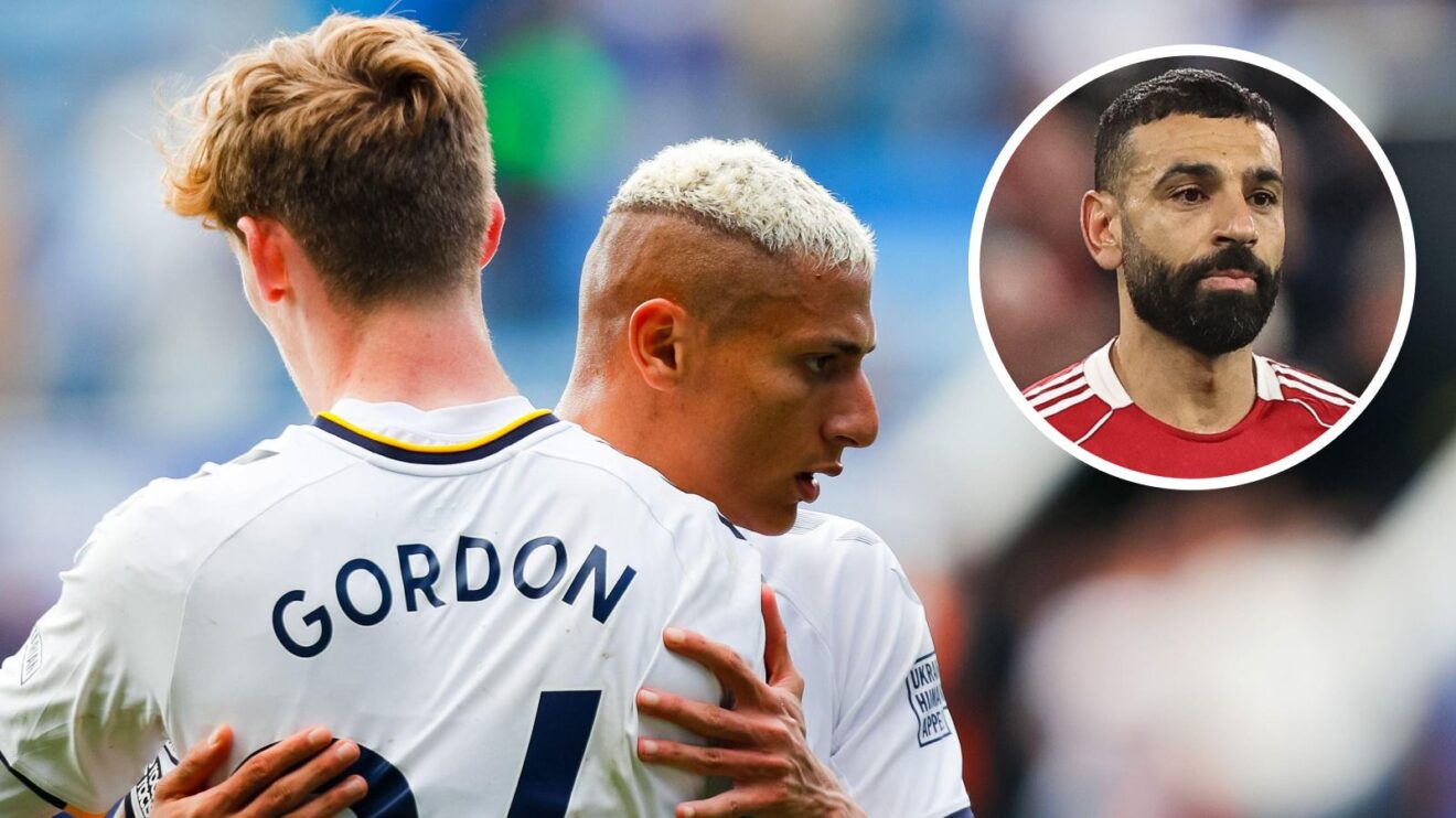 Everton players Richarlison and Anthony Gordon with Liverpool's Mohamed Salah in a circle