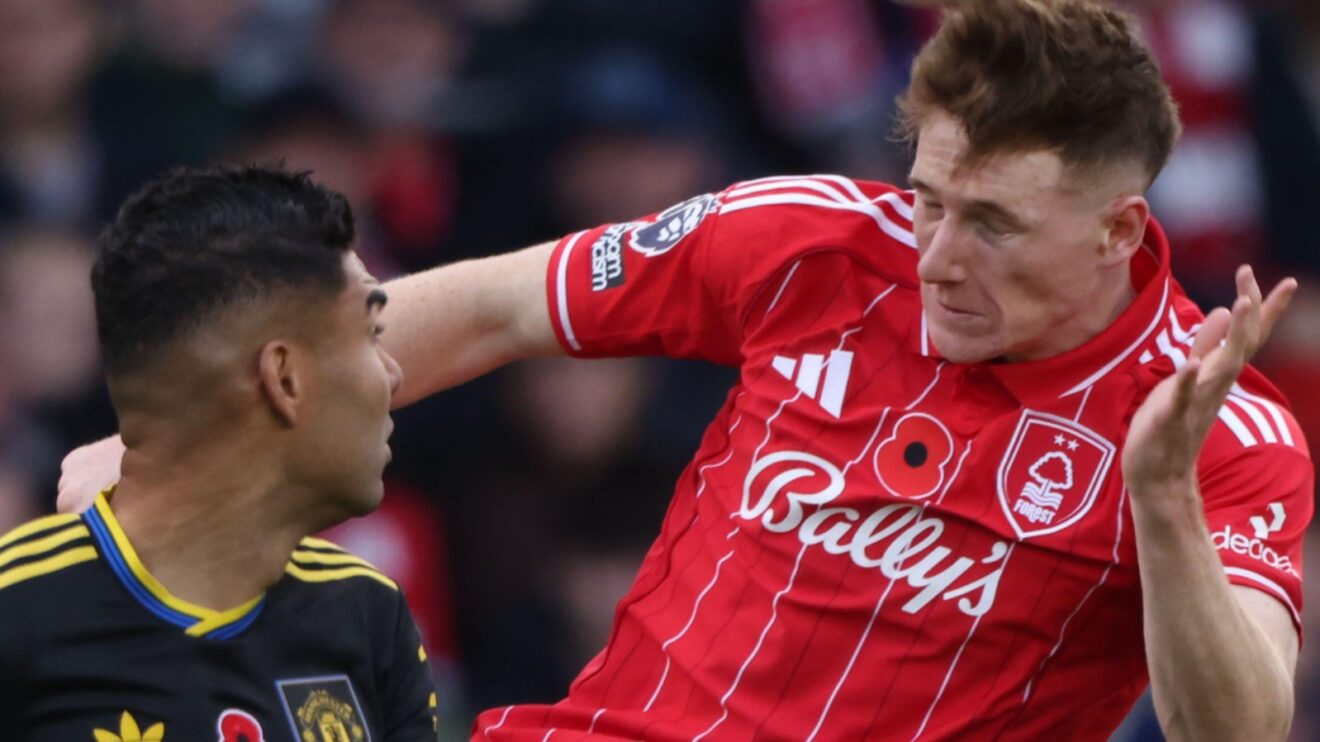 Manchester United midfielder Casemiro and also Nottingham Woodland player Elliot Anderson